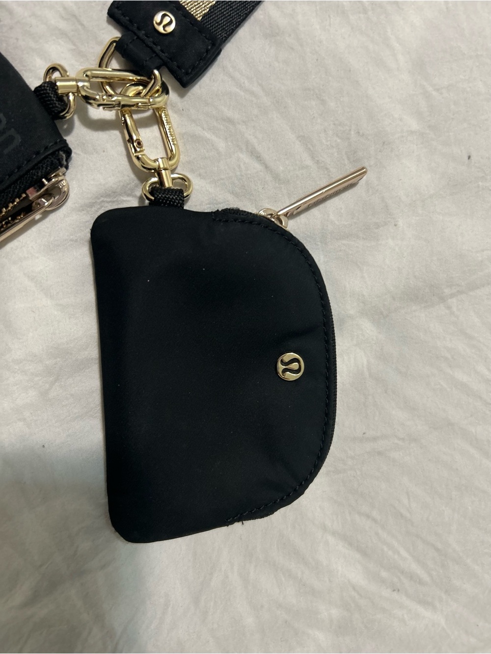lululemon athletica Black and Gold Wristlet Key Pouch Set - Picture 5 of 7